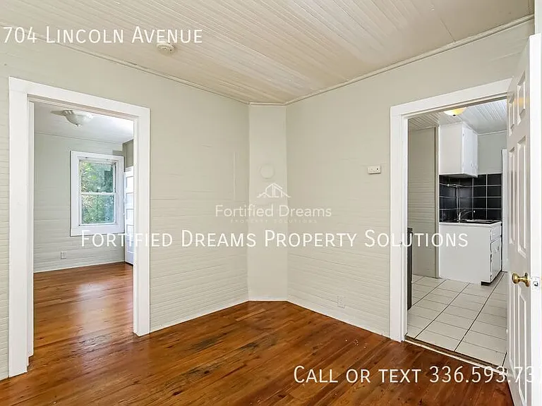 1704 Lincoln Ave — Photo 6