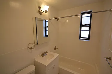 Rented by Silverstein Collection LLC 