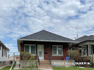 1672 Elsmere Ave, Windsor, ON N8X4H4