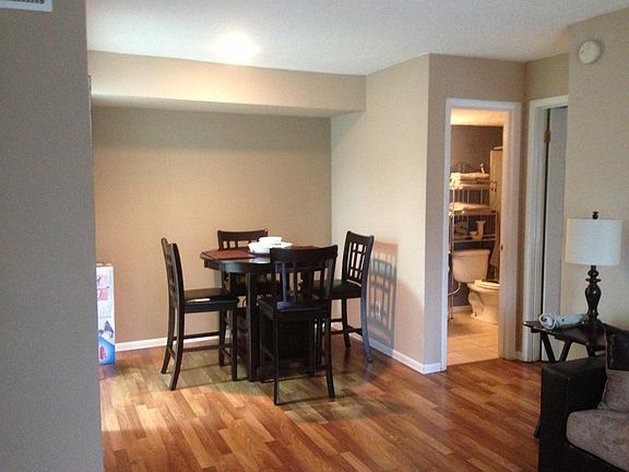 3rd image of 3756 Idlebrook Cir