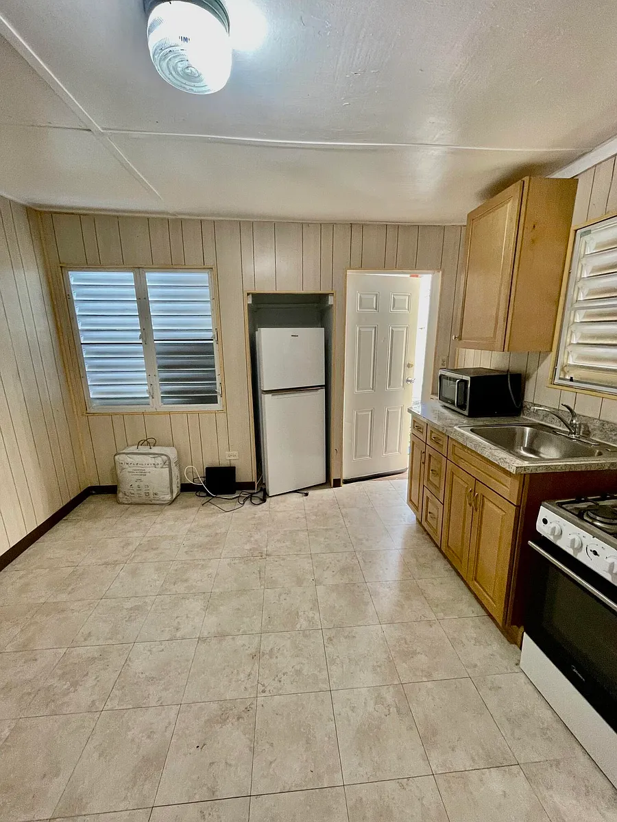 Building Photo - 173-29-3 Annas Retreat Est