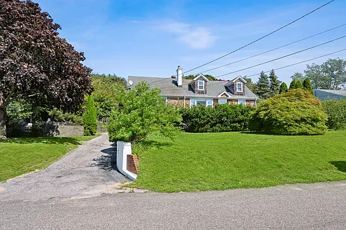 68 Cliff Dr Photo 1