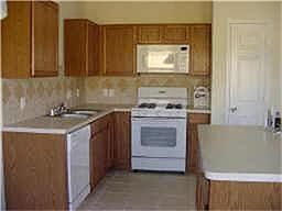 PICTURES ARE FROM PREVIOUS LISTING.