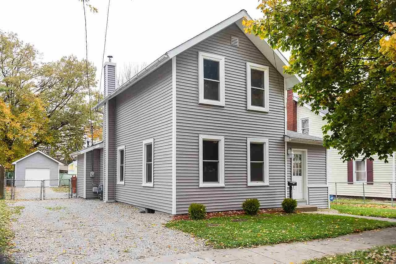 235 Finch St photo 1