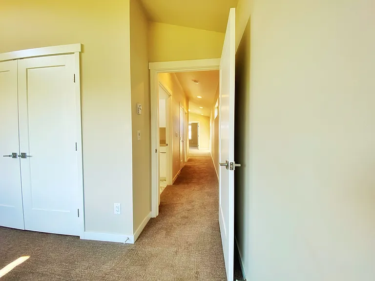 4820 Green Vista Way — Photo 6