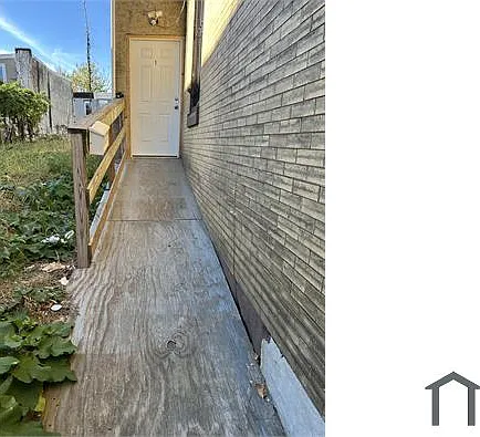 3126 N 16th St #1 — Photo 10
