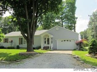 919 Burtschi St, Vandalia, IL 62471