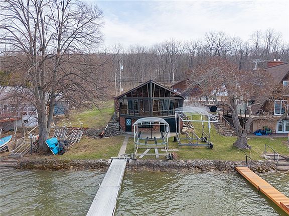 5th image of 5806 E Lake Rd