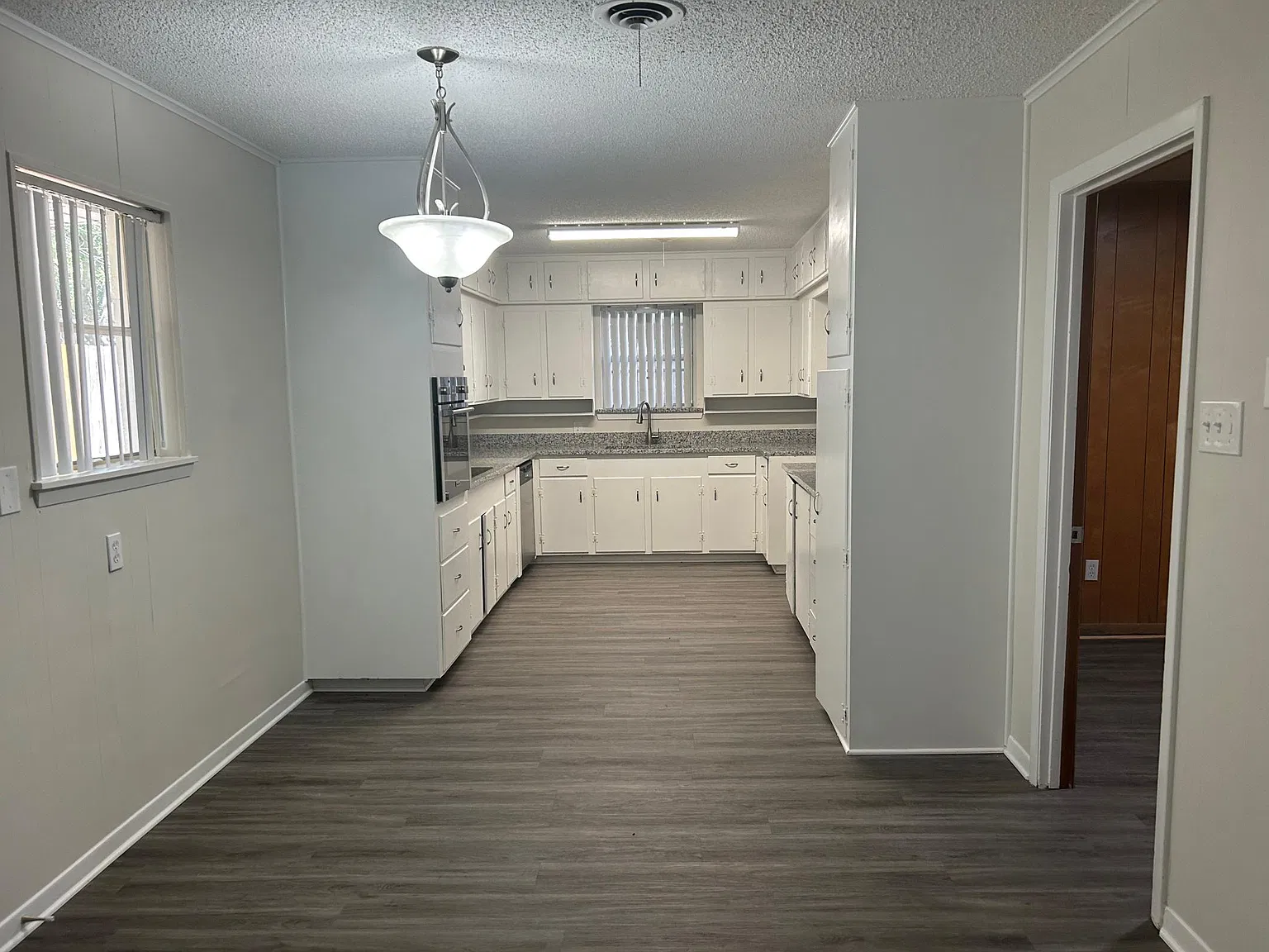 5620 Westcreek Dr — Photo 4