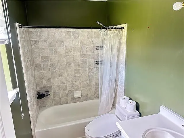 5112 Willowtree Dr — Photo 8