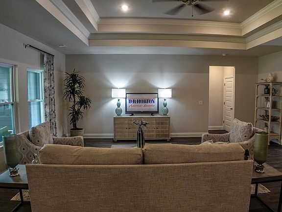 3rd image of 5108 Grand Oak Cir