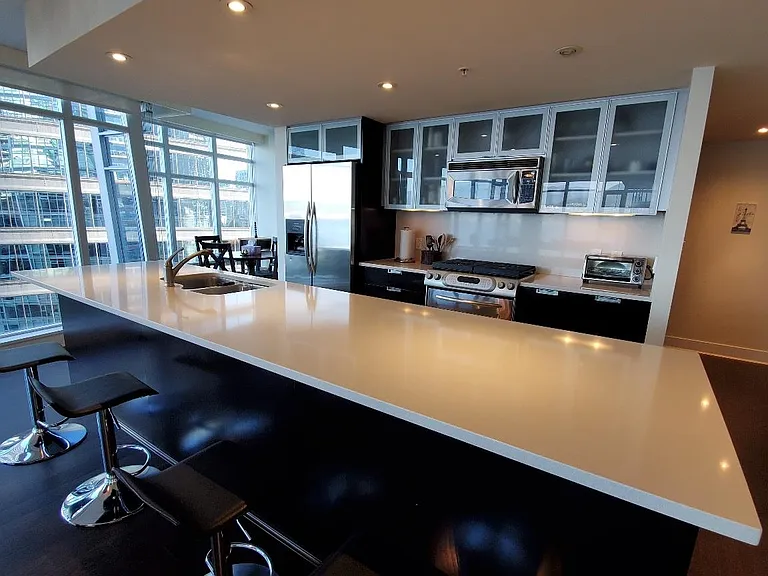 1205 Hastings St W #1103 — Photo 10