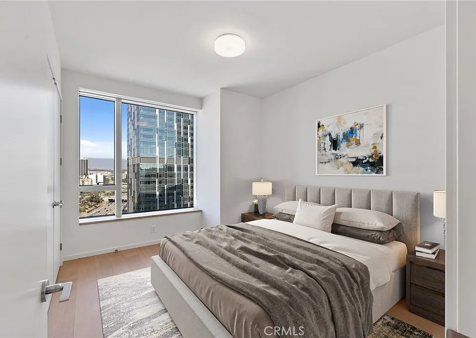 889 Francisco St #2408