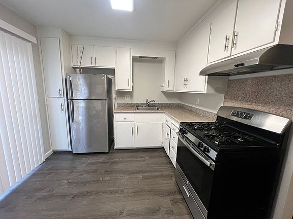 2nd image of 22032-22040 Arbor Ave #220402
