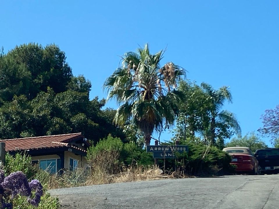 2nd image of 1615 Arrow Wood Ln