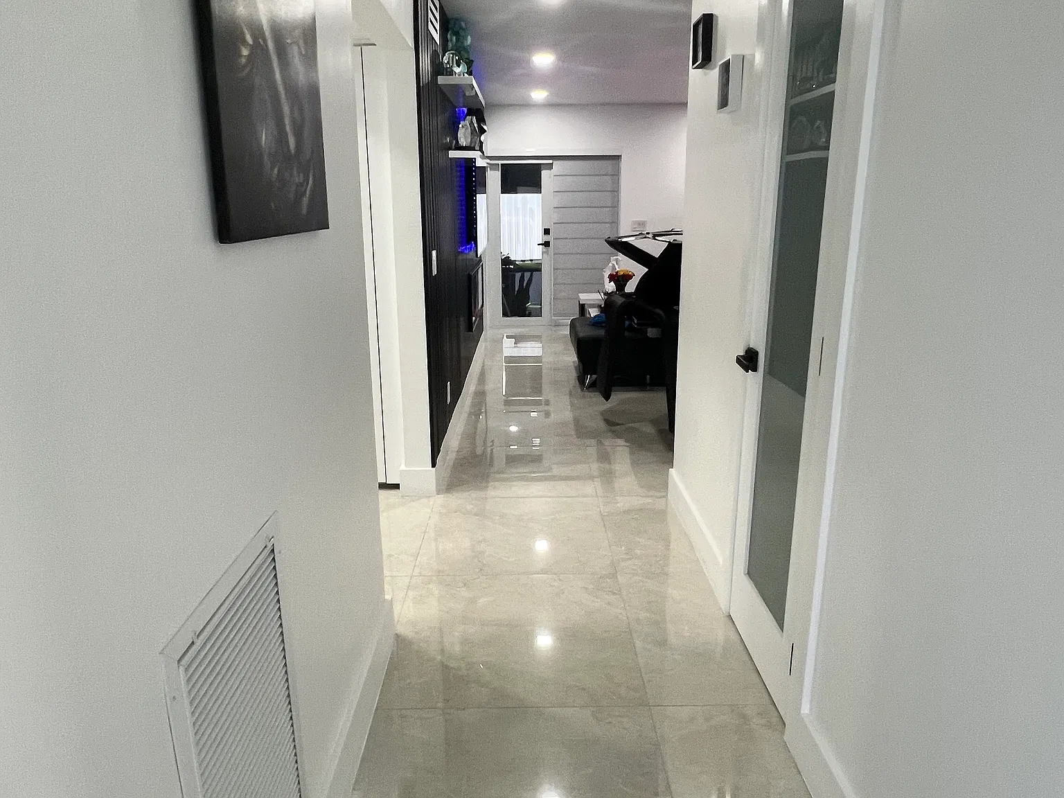 3 bed, 1606 sqft, $3,500 — Photo 3