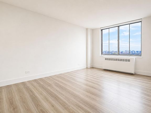 5th image of 1735 York Ave APT 32G