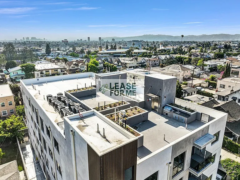 1538 S Wilton Pl #201 — Photo 6