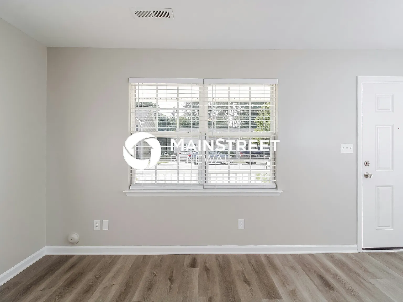 3429 Tinley Park Dr — Photo 2