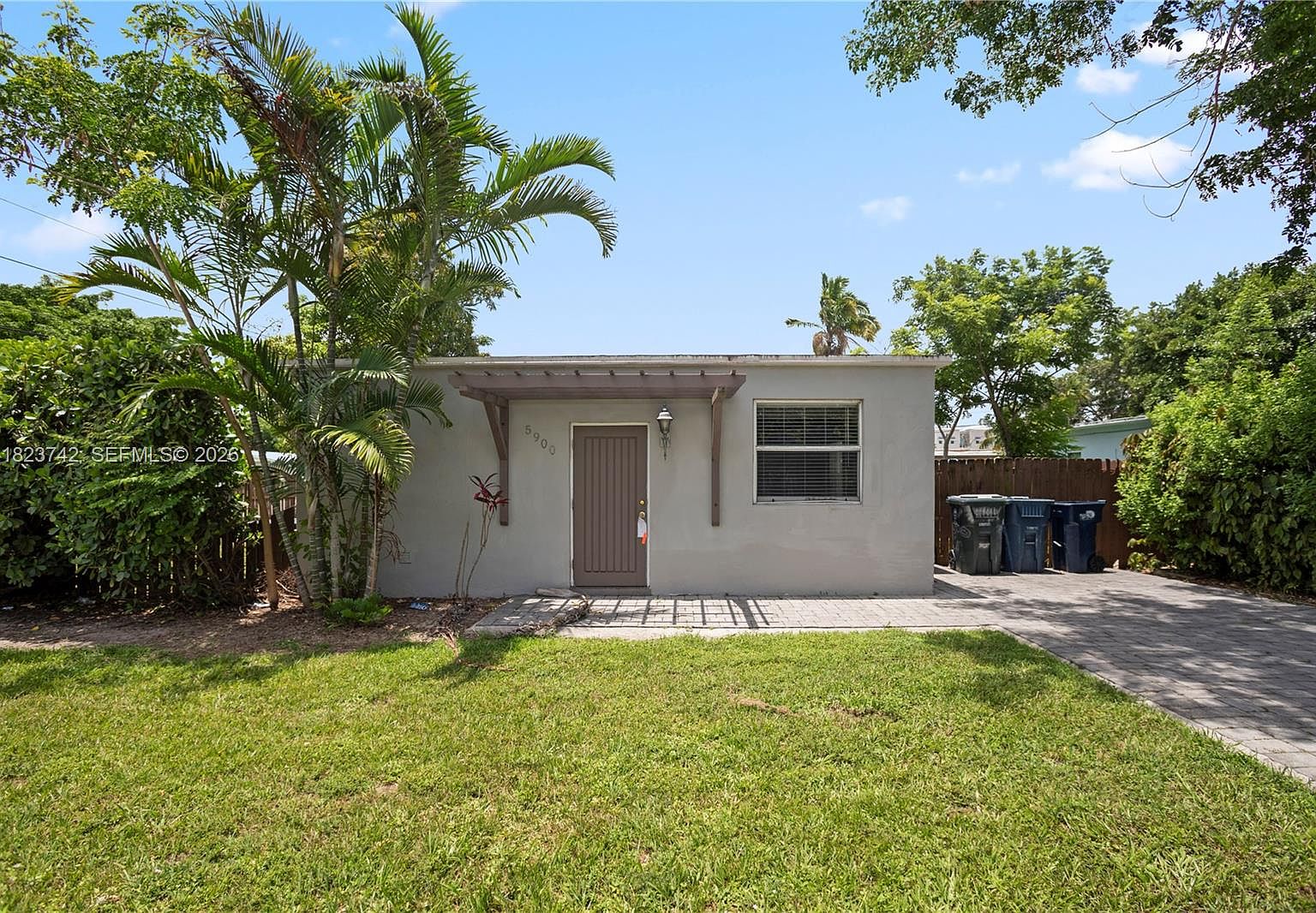 5900 SW 62nd Ter, South Miami, FL 33143 | Zillow