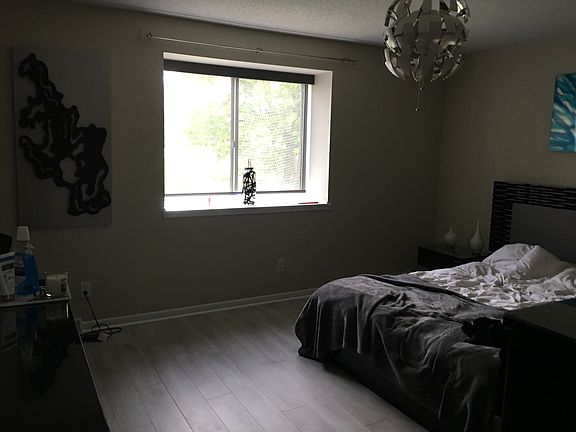 5th image of 21 Stoneledge Ct