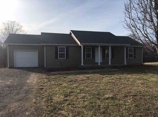 323 Ray Hooten Rd, Scottsville, KY 42164
