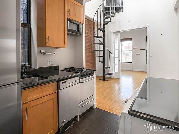 2nd image of 75 E 3rd St #E2