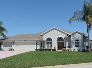 20728 Queen Alexandra Dr, Leesburg, FL 34748