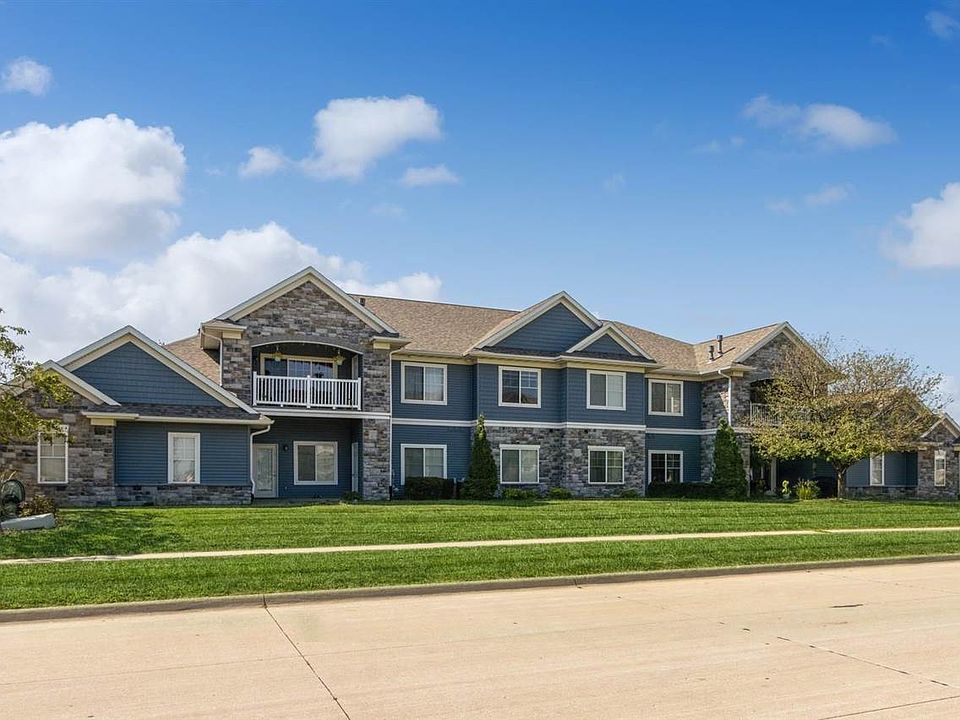 1st image of 450 Penn Ct APT 3