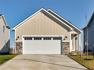 1165 NW Yorktown Dr, Waukee, IA 50263
