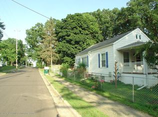 1201 Dakin St, Lansing, MI 48912