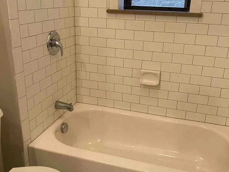 3241 Jefferson Ave — Photo 26