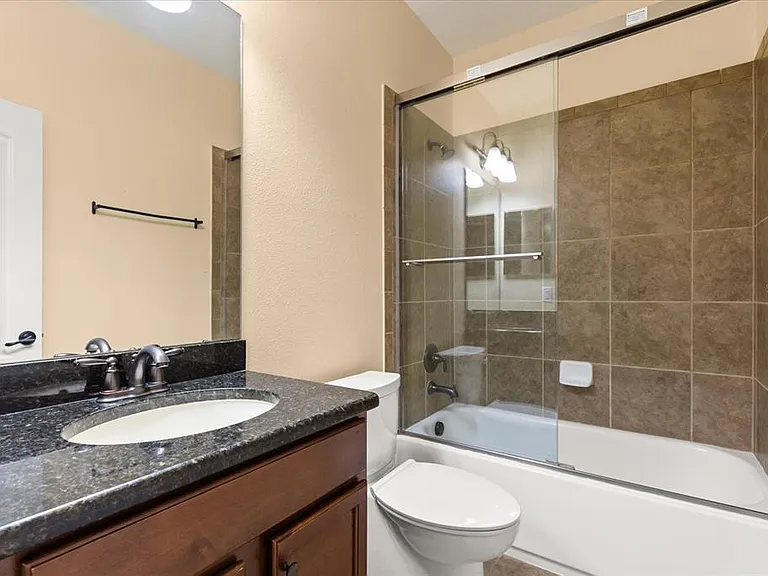 7231 Sangalla Dr — Photo 52