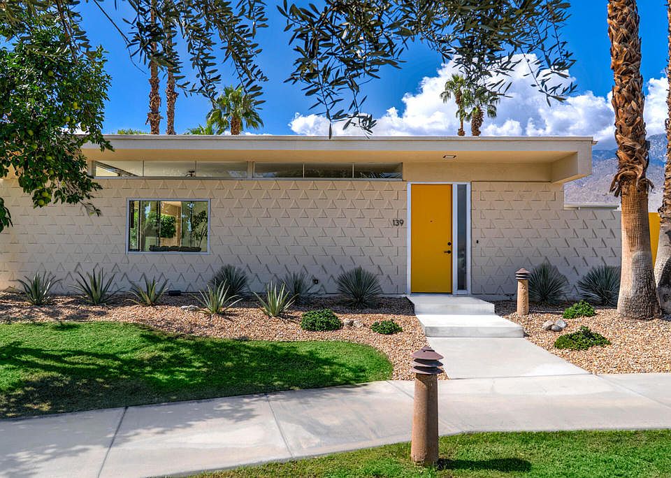1st image of 139 Desert Lakes Dr