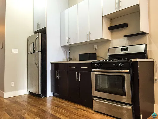 Rented by EXR | media 84