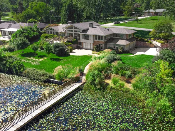 633 N 70 E, Valparaiso, IN 46383