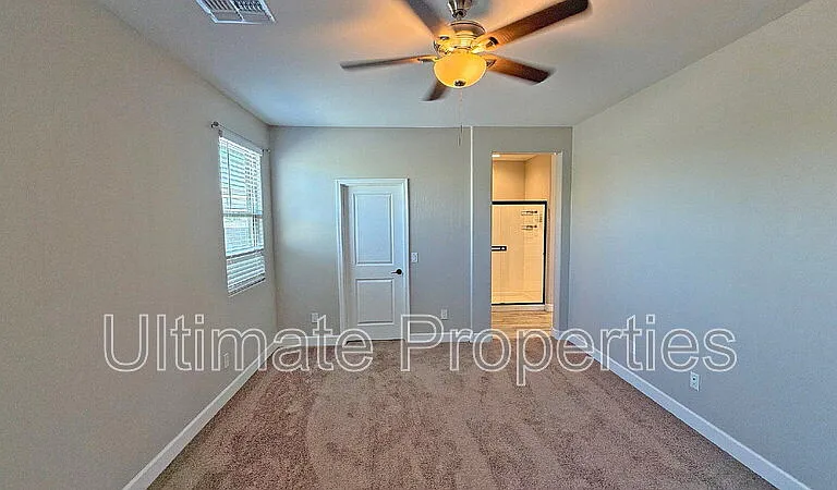 835 N 110th Ave — Photo 20