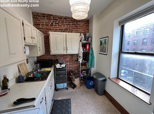 55 Hemenway St #3, Boston, MA 02115