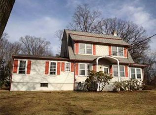 320 Spook Rock Rd, Suffern, NY 10901