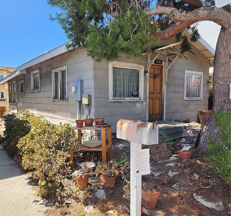 1st image of 635 Loma Dr