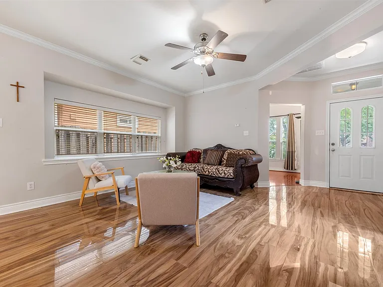 7138 Sun Village Dr — Photo 6