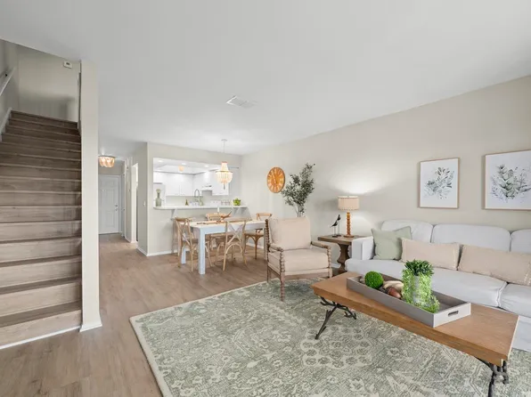 2320 Wooster Ln APT 5, Sanibel, FL 33957