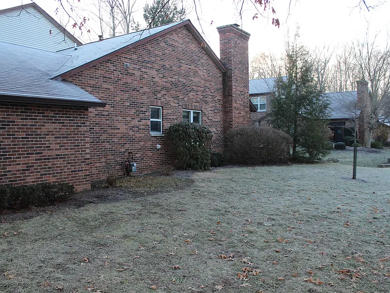 2699 S McCartney Ln — Photo 2