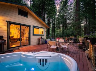 19234 Ridgecrest Dr, Guerneville, CA 95446