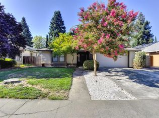 1708 Pebblewood Dr, Sacramento, CA 95833