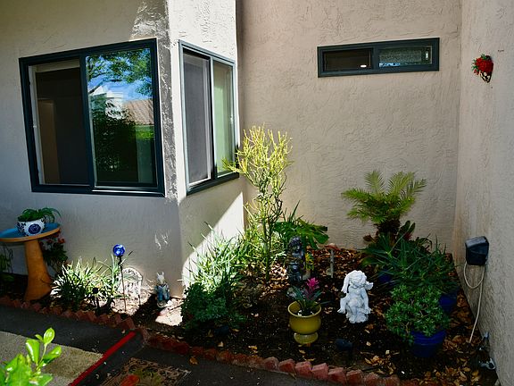 4th image of 17902 Villamoura Dr #1