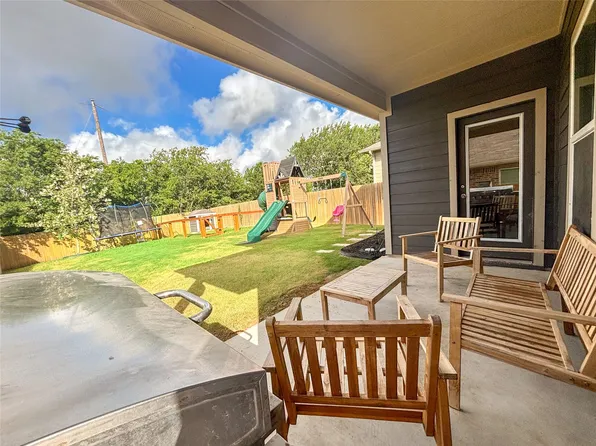 484 Spider Lily Dr, Kyle, TX 78640