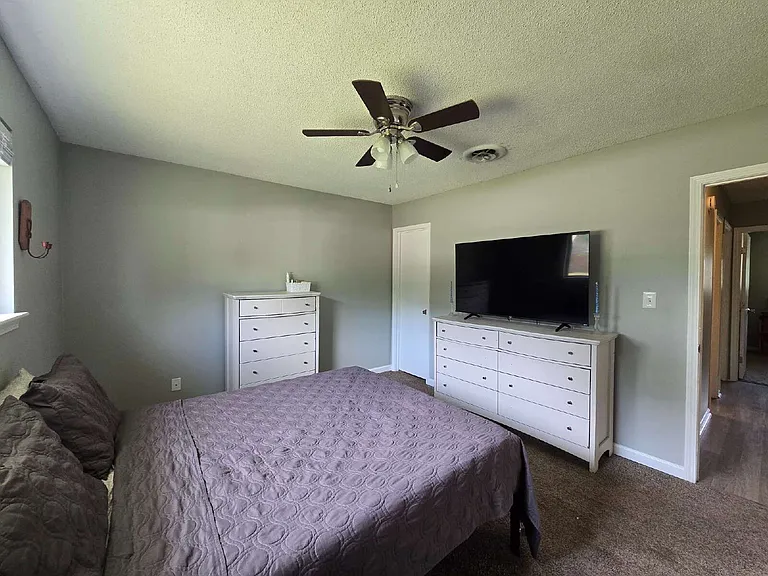 504 Dennis Rd — Photo 11