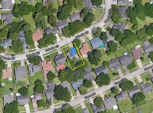 9515 W Savile Cir, Houston, TX 77065