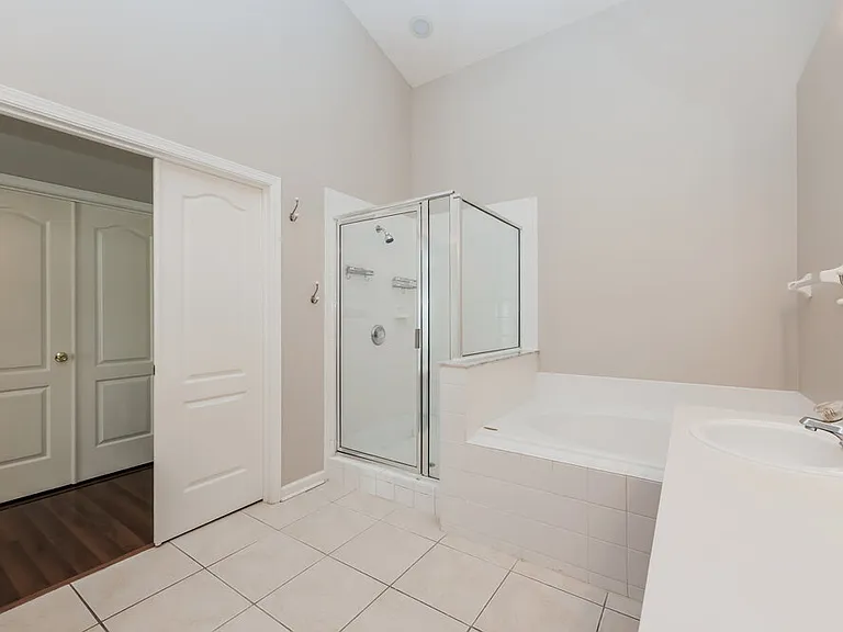 5920 Count Turf Ln — Photo 10